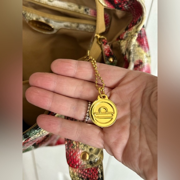 M Big Buddha oversized purse - Picture 12 of 16